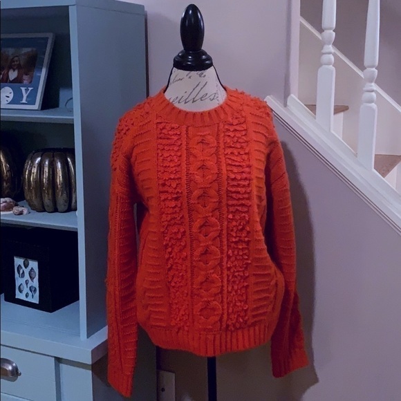 BANANA REPUBLIC Fringe Cable Crew Neck Sweater - Picture 1 of 8